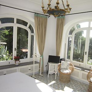 Camera con letto king size